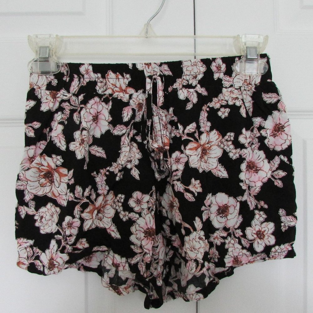 Gypsies & Moondust Floral Shorts